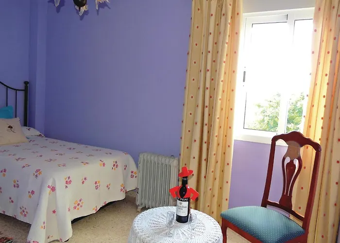 3 Bedroom Nice Apartment In Jerez De La Frontera