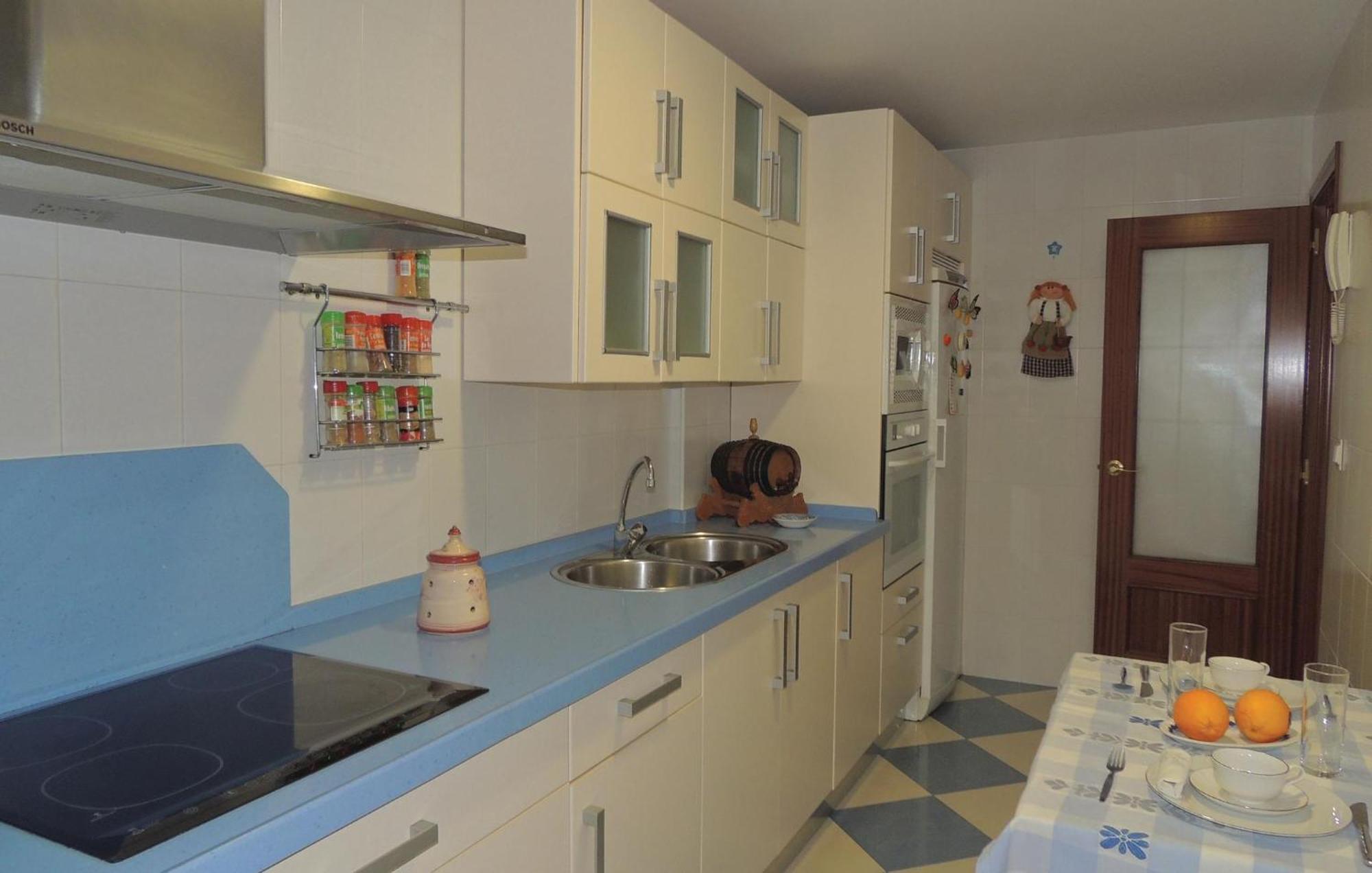 Apartment 3 Bedroom In